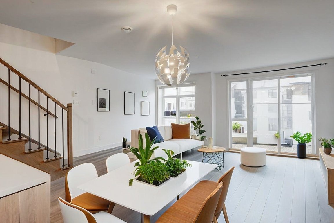 6005 Rue de Châteauneuf 303B,  J4Z0P2