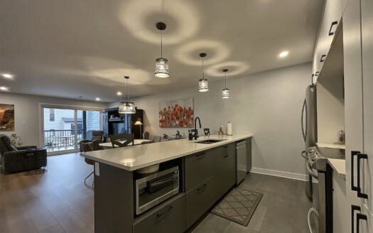 761 Rue Magnone , J2H3J4