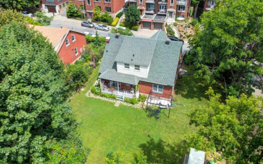 2670 Av. Gascon, Montréal (Ville-Marie), H2K2W6