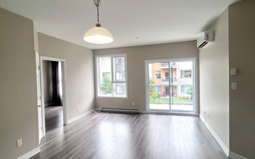 1475 Rue Gaston-Véronneau 200, Longueuil (Le Vieux-Longueuil), J4N0H2
